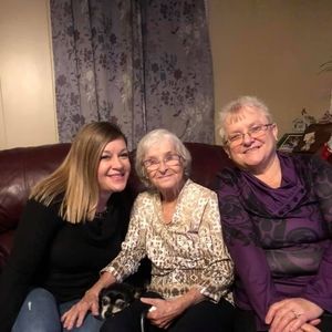 Meet your Posher, Lu ann